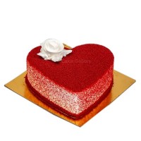 White Rose Heart Cake